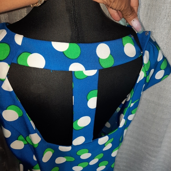 SCARLETT DRESS SIZE 12 - Picture 4 of 10